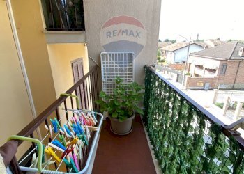 Balcone - Trilocale Via Grossi
 
6, Linarolo - foto 13