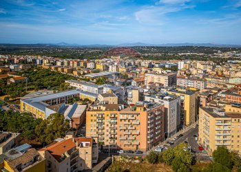 Edificio all\'aperto - Quadrilocale Via Rizzeddu
 
17, Sassari - foto 3