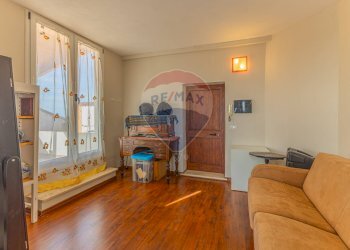 Soggiorno - Quadrilocale Via Rizzeddu
 
17, Sassari - foto 37