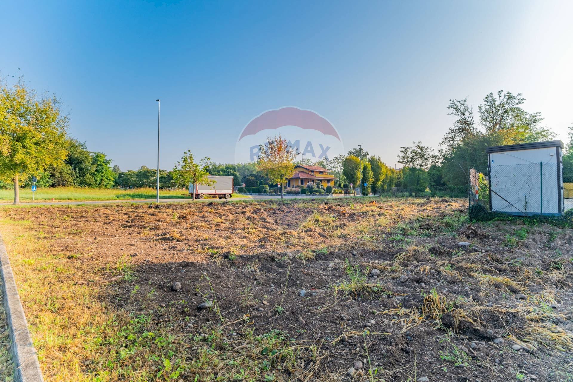 Giardino - Capannone MARINI, Fagnano Olona - foto 1