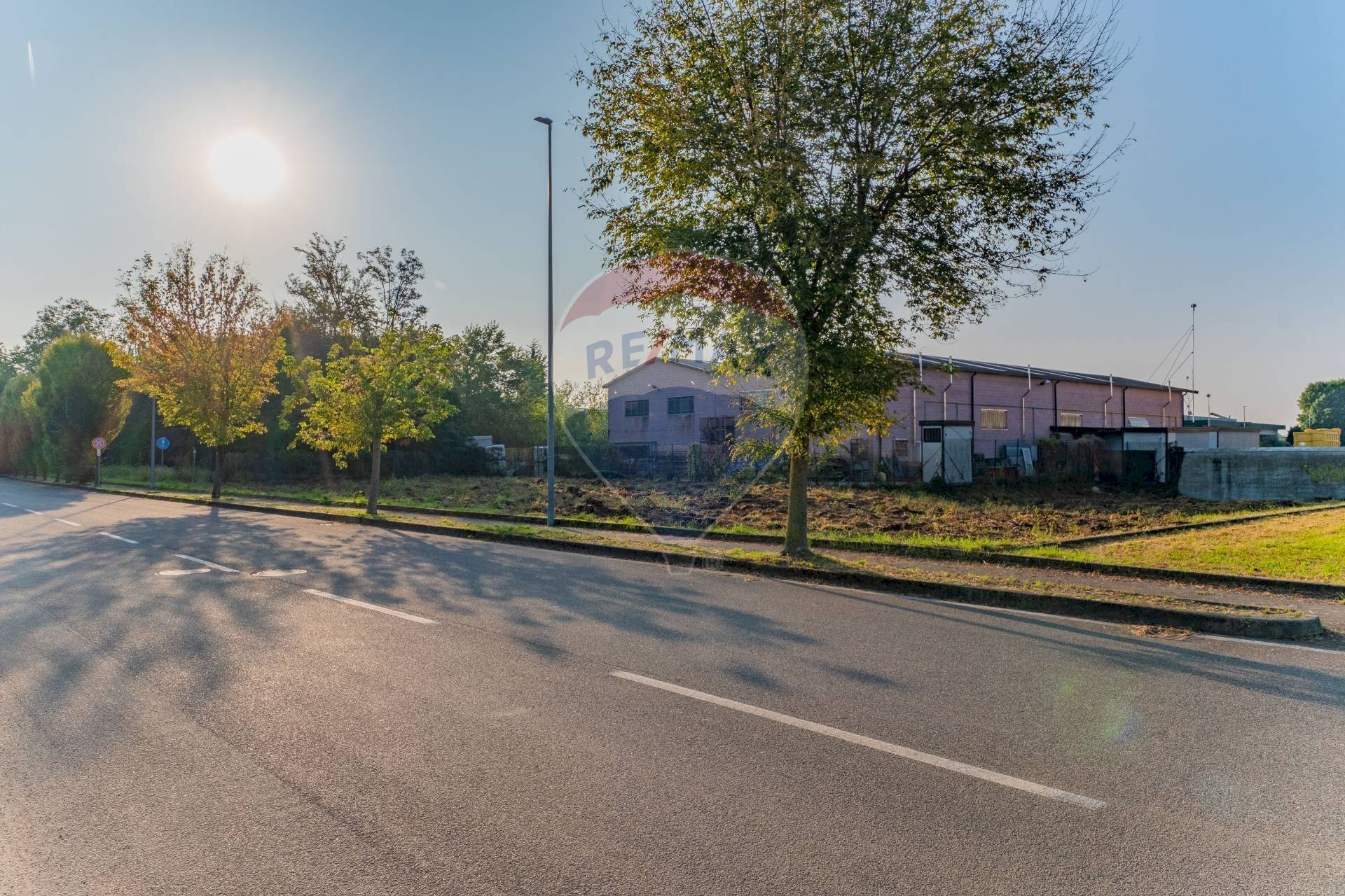 Edificio all\'aperto - Capannone MARINI, Fagnano Olona - foto 3