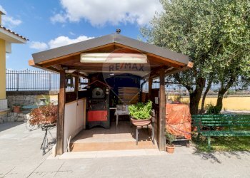 Casa all\'aperto - Villa Via casale di sant'isidoro
45, Roma - foto 7