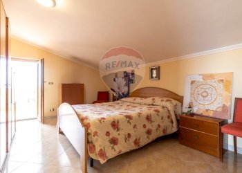 Camera / camera da letto - Villa Via casale di sant'isidoro
45, Roma - foto 13