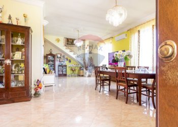 Sala da pranzo - Villa Via casale di sant'isidoro
45, Roma - foto 17