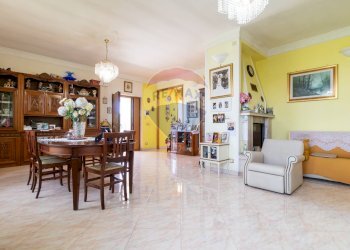 Sala da pranzo - Villa Via casale di sant'isidoro
45, Roma - foto 22