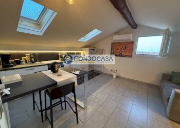 Foto 2 - Attic Via Disciplina
 
11, Gardone Riviera - photo 2