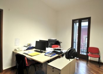 Foto 5 - Office Via Vittorio Emanuele
 
17, Vimercate - photo 5