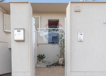 Terrazza - Terraced Villa via Giovanni Falcone
 
64, Vittoria - photo 31