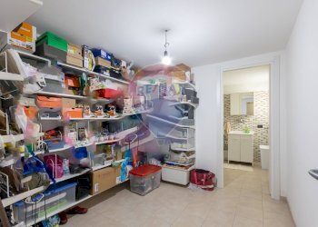 Dispensa di stoccaggio - Terraced Villa via Giovanni Falcone
 
64, Vittoria - photo 38