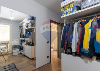 Cabina armadio - Terraced Villa via Giovanni Falcone
 
64, Vittoria - photo 41