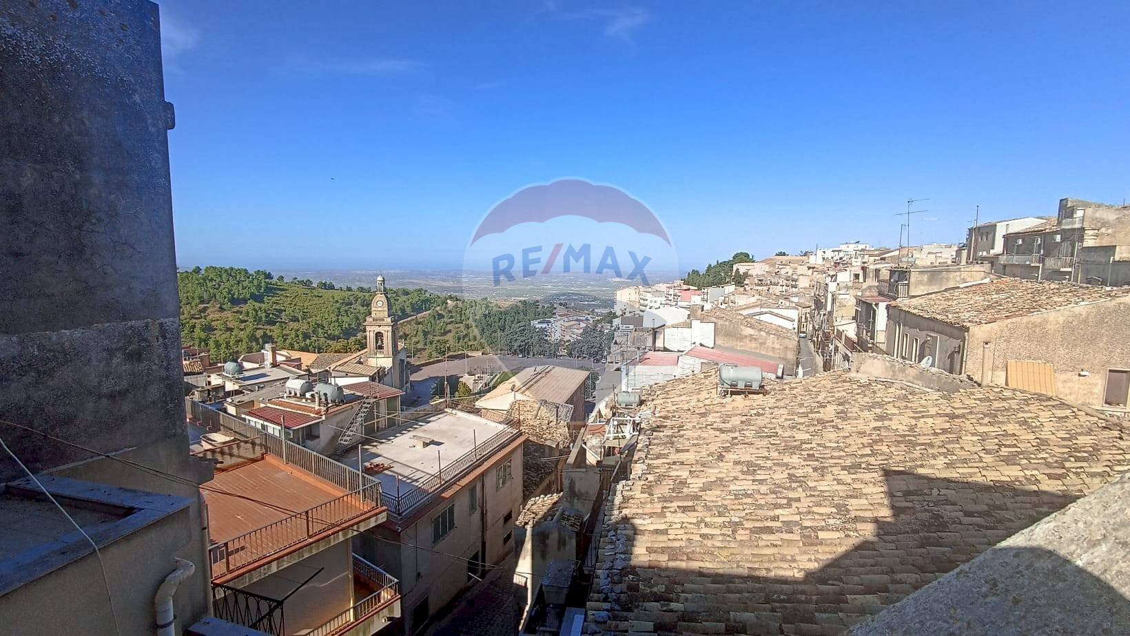 Edificio all\'aperto - Casa indipendente via gulfi
 
7, Chiaramonte Gulfi - foto 3