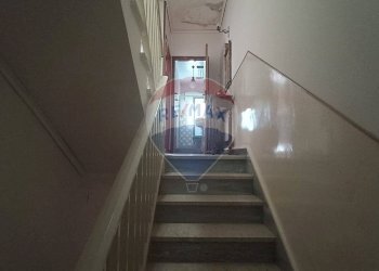 Scale - Casa indipendente via gulfi
 
7, Chiaramonte Gulfi - foto 19