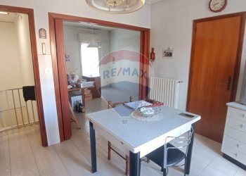 Sala da pranzo - Casa indipendente via gulfi
 
7, Chiaramonte Gulfi - foto 20