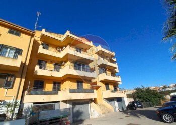 Edificio all\'aperto - Appartamento via Brancati, Scicli - foto 2