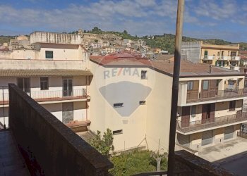 Edificio all\'aperto - Quadrilocale Giarratana - foto 3