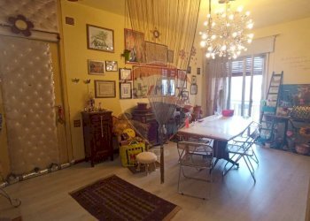 Sala da pranzo - Apartment via  monfalcone
 
40, Francofonte - photo 7