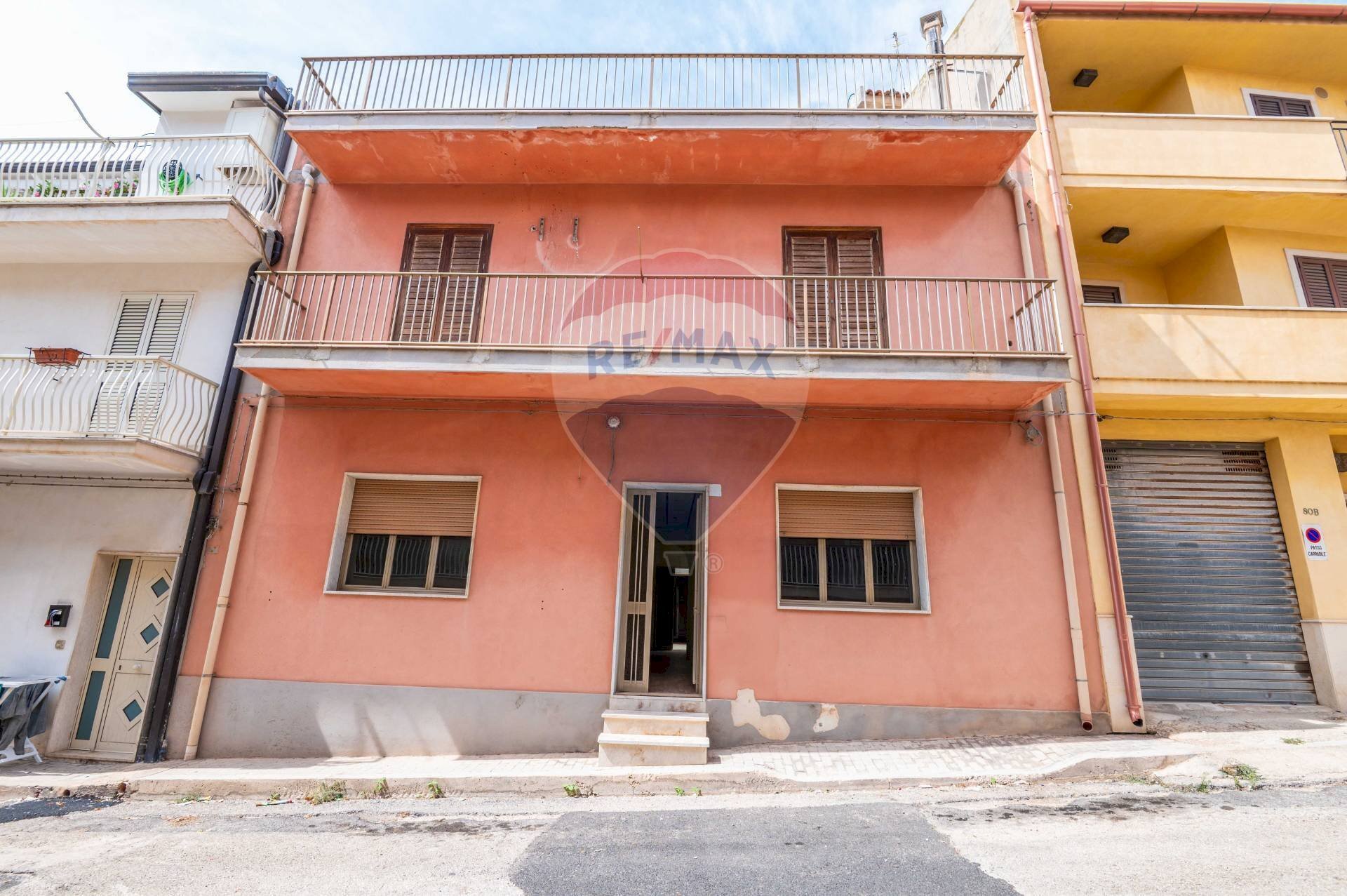 Edificio all\'aperto - Appartamento via Scaramia
82, Santa Croce Camerina - foto 2