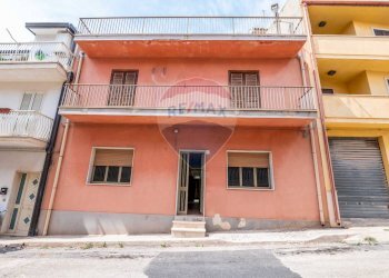 Edificio all\'aperto - Appartamento via Scaramia
 
82, Santa Croce Camerina - foto 25