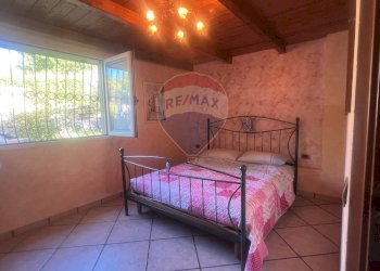 Camera / camera da letto - Villa C.da Lazzarice
 
snc, Toro - photo 9