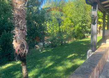 Giardino - Villa C.da Lazzarice
 
snc, Toro - photo 16