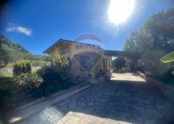 Casa all\'aperto - Villa C.da Lazzarice
 
snc, Toro - photo 46