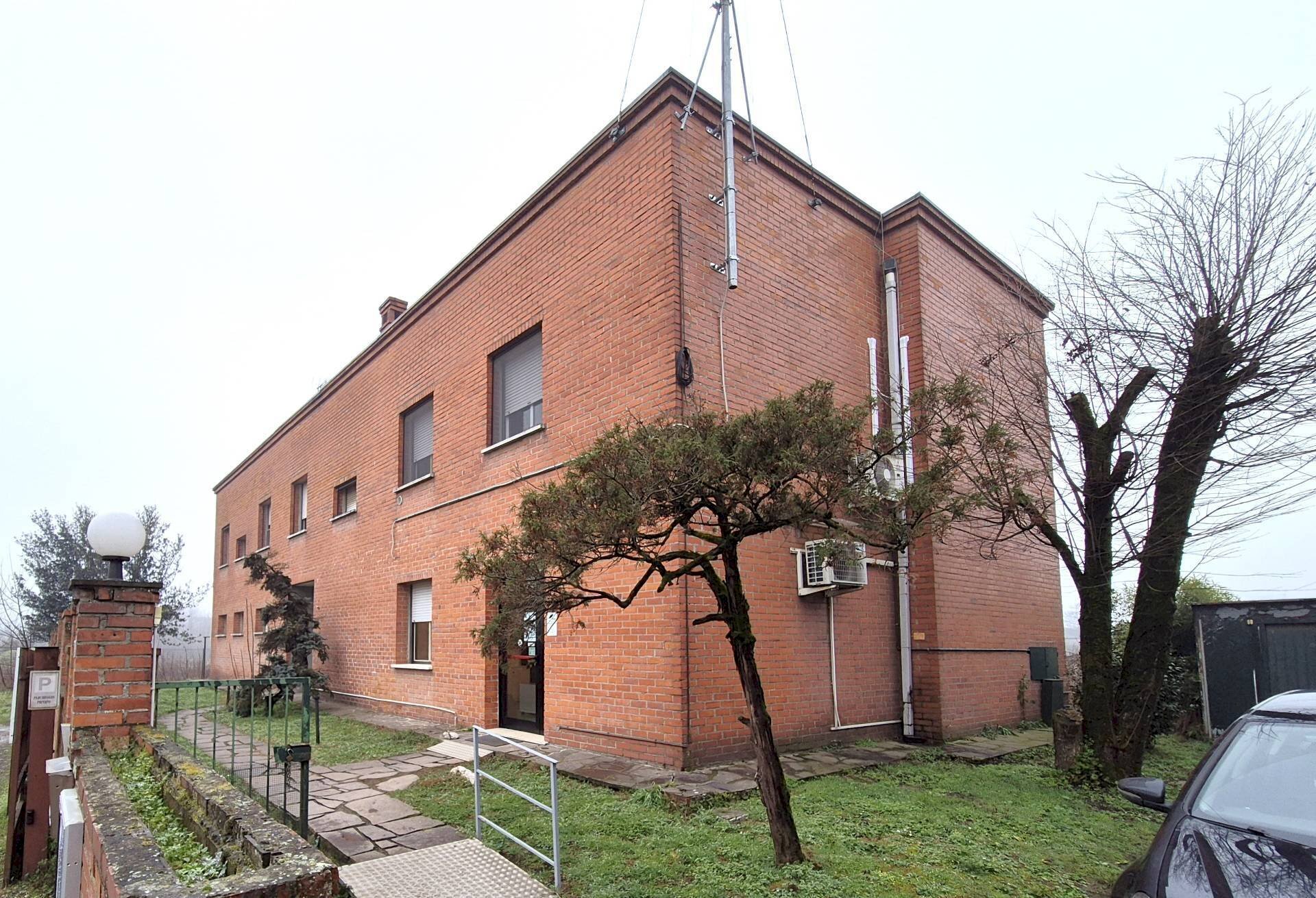 Foto 1 - Laboratorio Via Dei Caduti
 
20/a, Corteolona e Genzone - foto 1