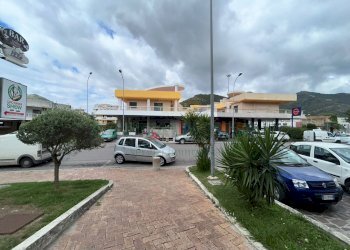 Foto 1 - Commercial Premises Via Marcello, Mercato San Severino - photo 1