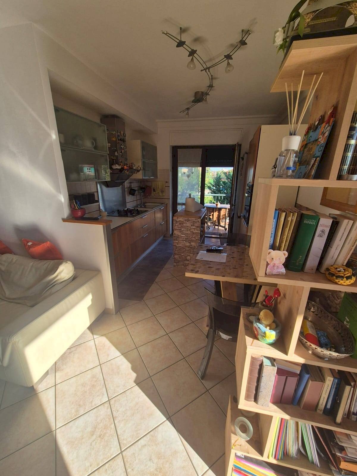 Foto 3 - Four-room apartment località le cese
 
6, Capena - photo 3