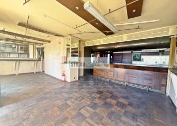 Foto 2 - Commercial Premises Viale Guglielmo Marconi, Viareggio - photo 2