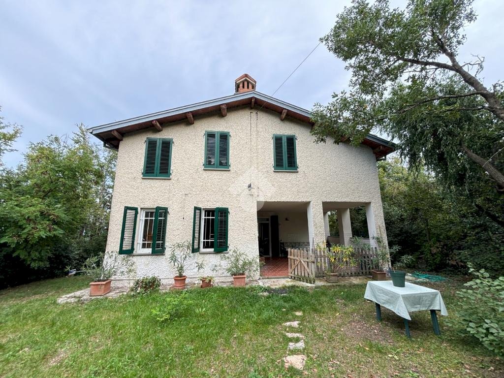 Casa indipendente Via Monte Castello, Neviano degli Arduini - foto 1