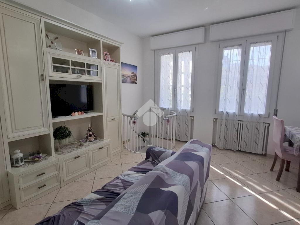 Four-room apartment Via nenni, Reggio nell'Emilia - photo 2