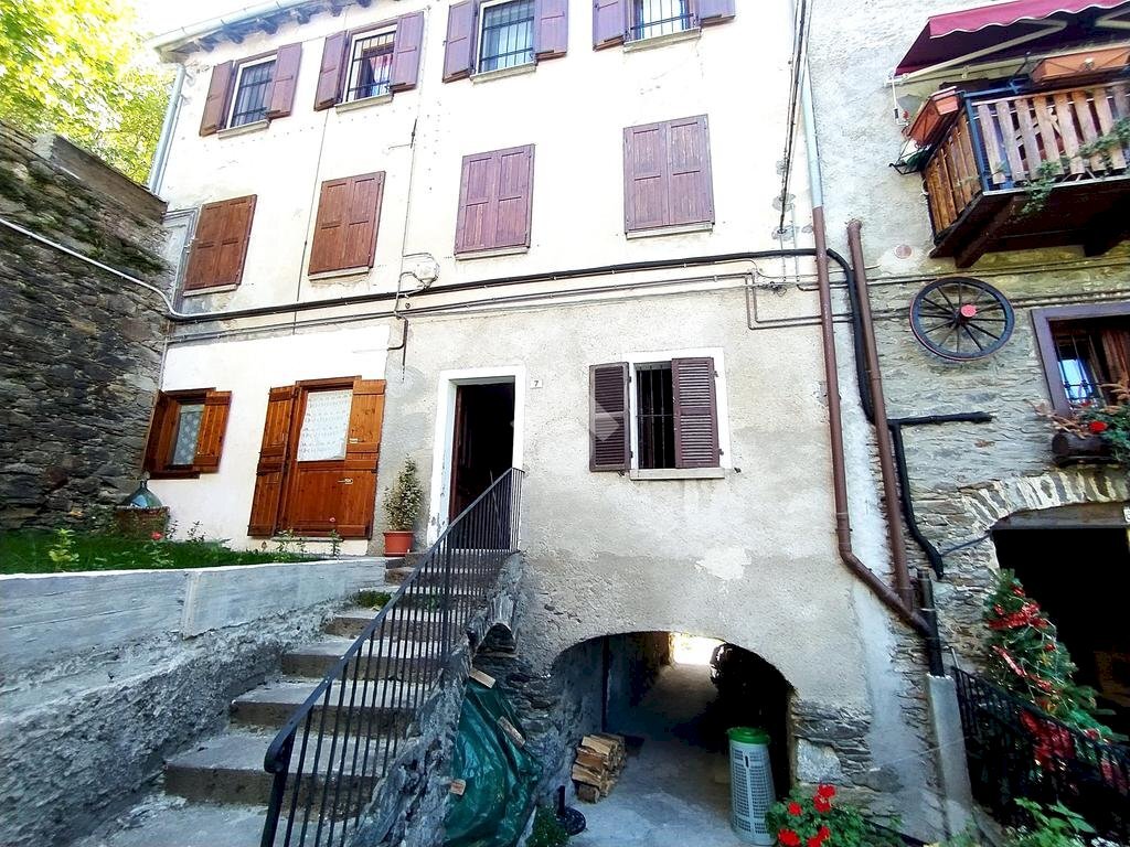 Bilocale Frazione Chevreres, Introd - foto 2