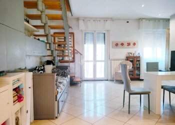 Casa semi indipendente Via Giosuè Carducci, Cesano Boscone - foto 5