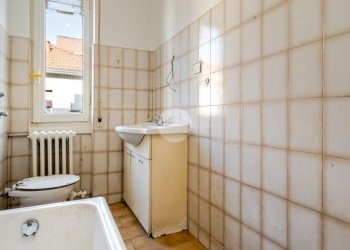 Two-room apartment Via Ugo Foscolo, Cesano Boscone - photo 10
