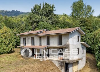 Facciata - Independent house Via Resiassa, Bagnolo Piemonte - photo 1