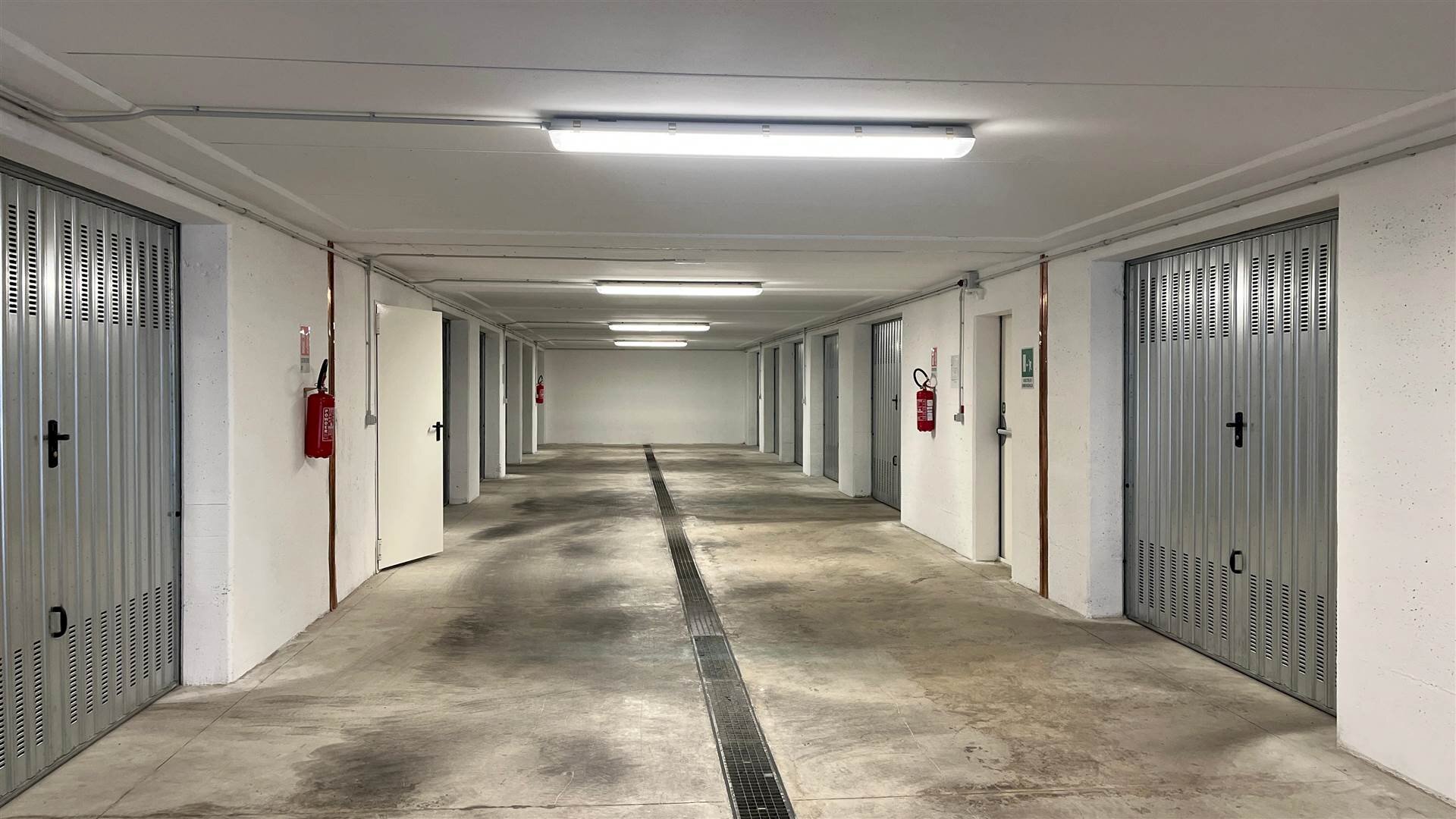 Garage - Parking Medolla - photo 2