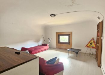 Four-room apartment Via Galliera, Bologna (neighborhood Centro Storico) - photo 5