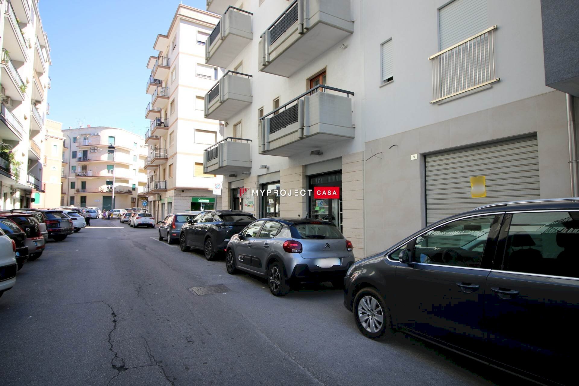 Shop Via Pirandello, Martina Franca - photo 2