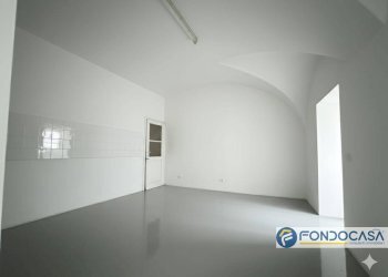 Locali oggetto di ristrutturazione totale - Bilocale Palazzolo sull'Oglio - foto 6