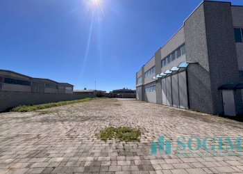 Foto 6 - Locale Commerciale via Milano, Cerano - foto 6