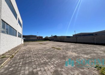 Foto 8 - Locale Commerciale via Milano, Cerano - foto 8