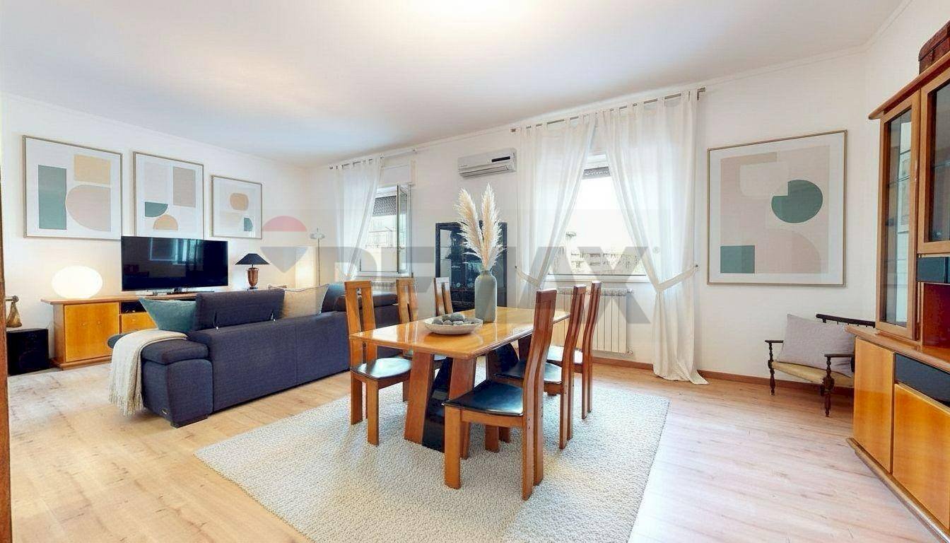 Sala da pranzo - Four-room apartment PIAZZA ANTONIO ZANCA
 
27, Palermo - photo 2