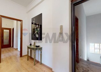 Hall / corridoio - Four-room apartment PIAZZA ANTONIO ZANCA
27, Palermo - photo 8