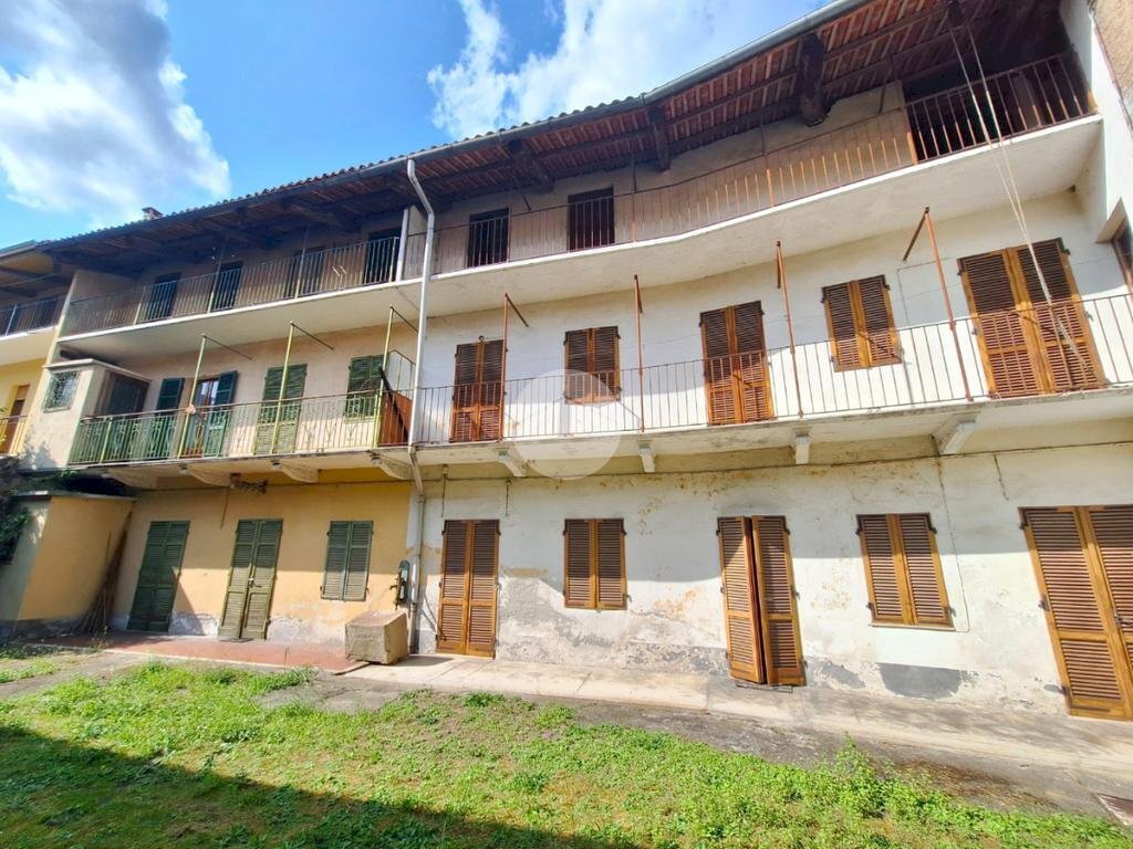 Semi-detached house Via Cavour, Caravino - photo 3