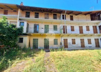 Casa semi indipendente Via Cavour, Caravino - foto 2