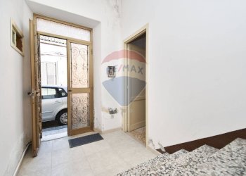 Hall / corridoio - Casa indipendente via San Vincenzo
 
29, Fiumefreddo di Sicilia - foto 2