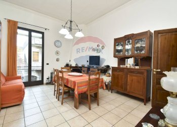 Sala da pranzo - Casa indipendente via Diana
 
20, Fiumefreddo di Sicilia - foto 14