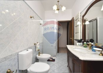 Bagno - Casa indipendente via Diana
 
20, Fiumefreddo di Sicilia - foto 24