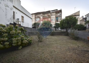 Edificio all\'aperto - Casa indipendente via Diana
 
20, Fiumefreddo di Sicilia - foto 49