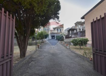 Edificio all\'aperto - Casa indipendente via Diana
 
20, Fiumefreddo di Sicilia - foto 53